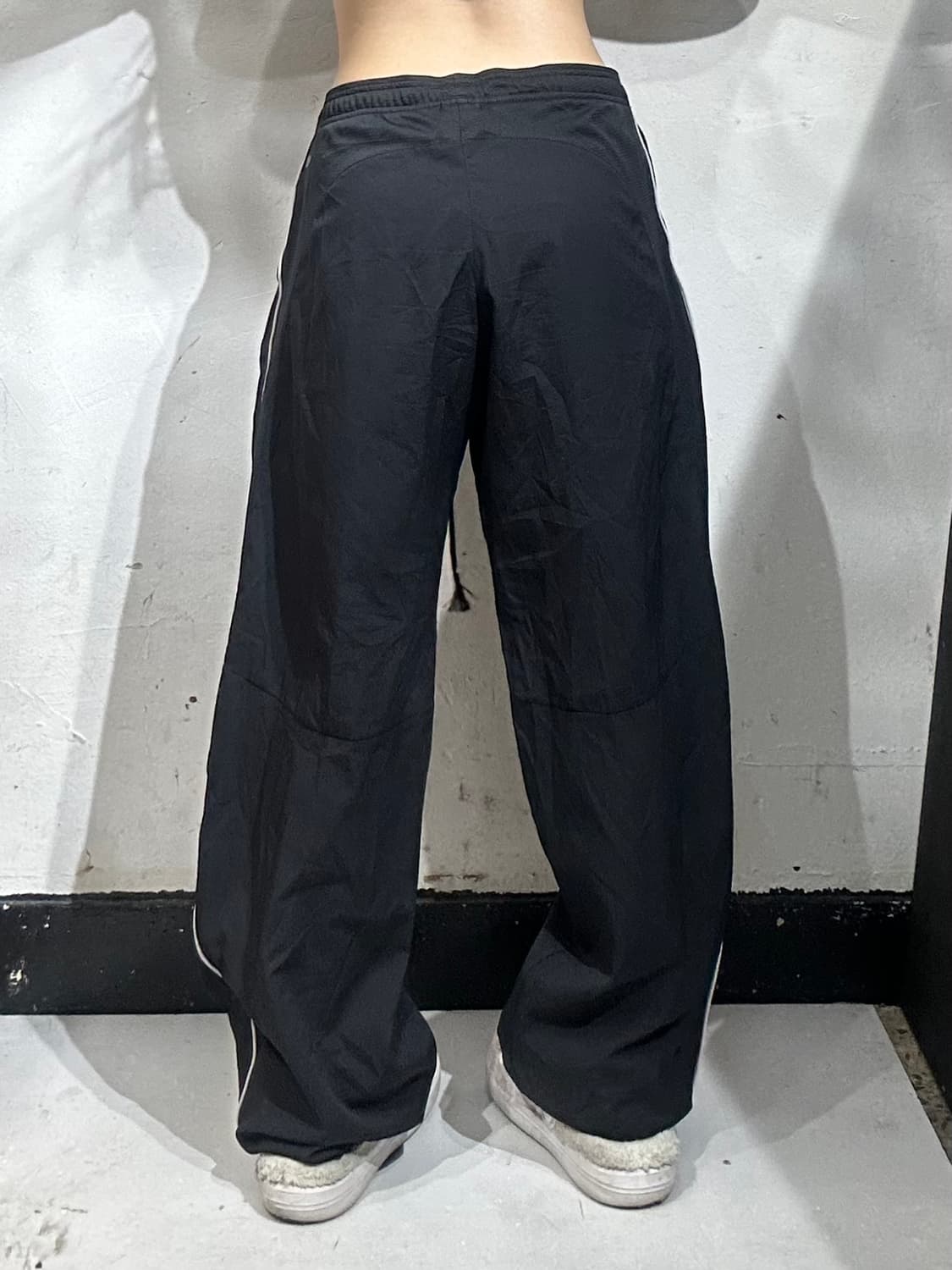 아디다스 와이드 블랙 화이트 사이드 라인 팬츠 M 상품이미지3