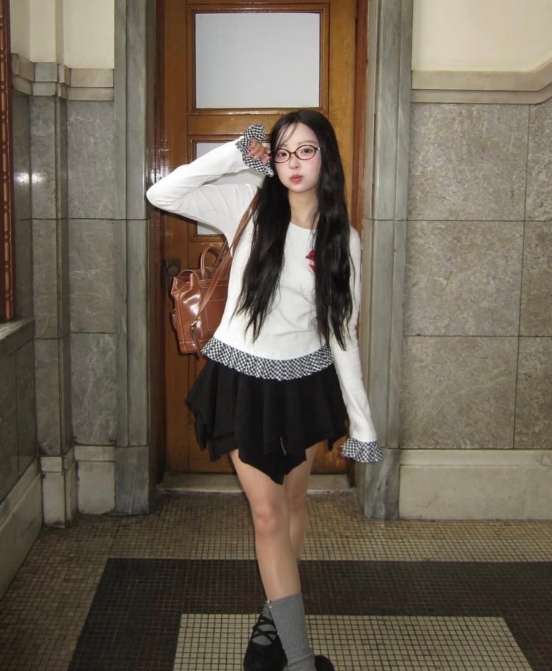 셋업이엑스 체크 프릴 탑 (민경착용 상품이미지2