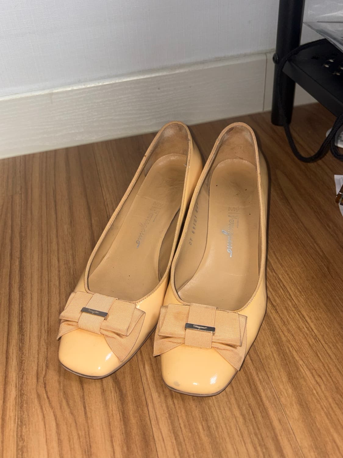 페라가모 펌프스 240 상품이미지2