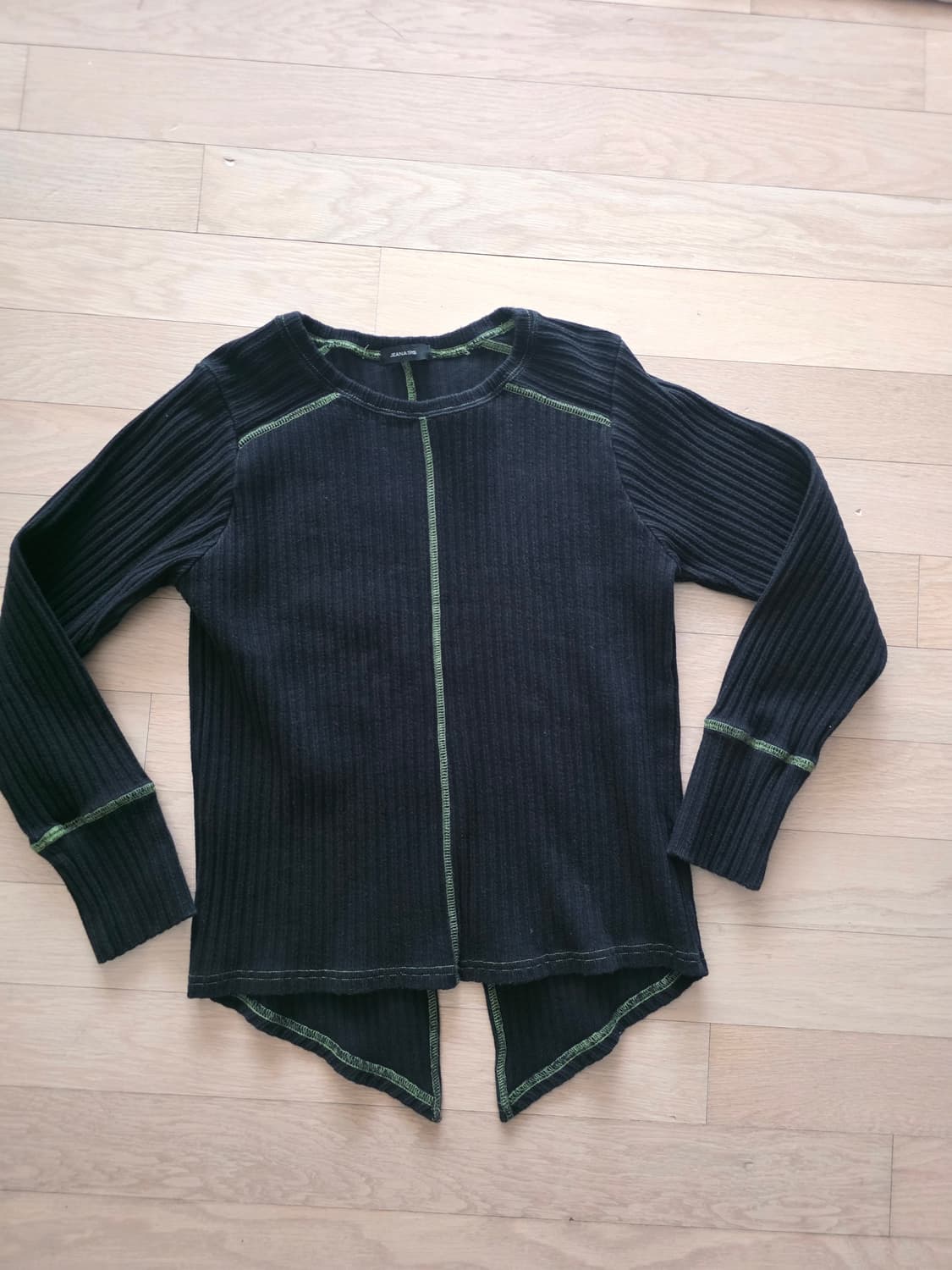 스티치 빈티지 맨투맨 뒷트임 상품이미지1