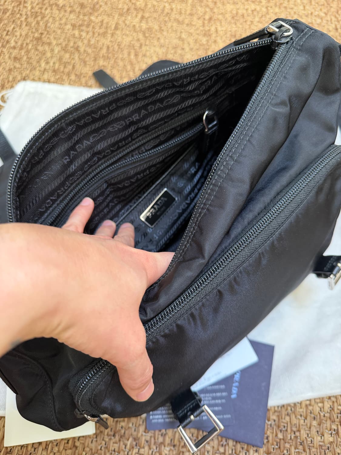 프라다 포코노 메신저 크로스백 새상품급 풀구성 상품이미지5