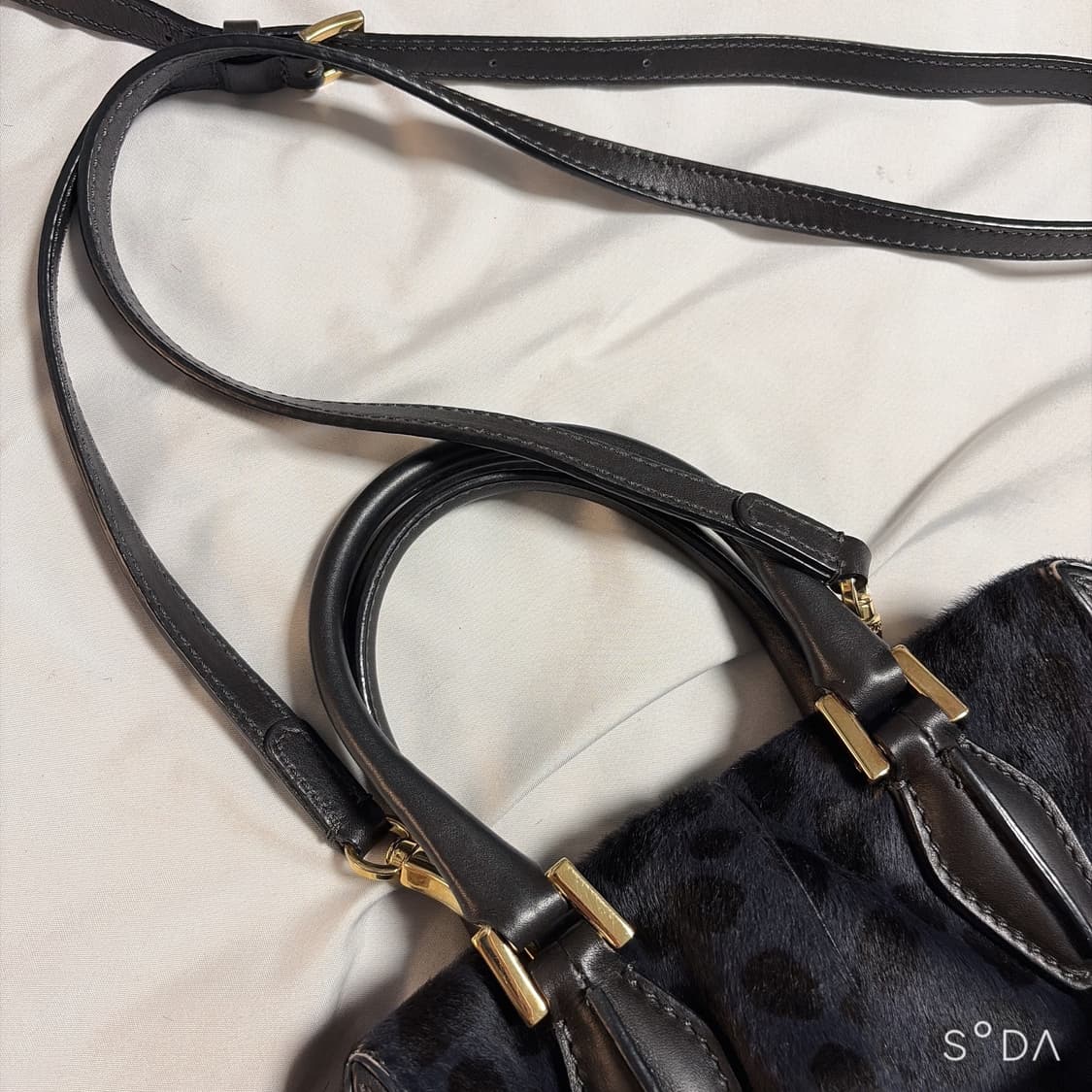 TODS 토즈 퍼 미니 크로스백 상품이미지10
