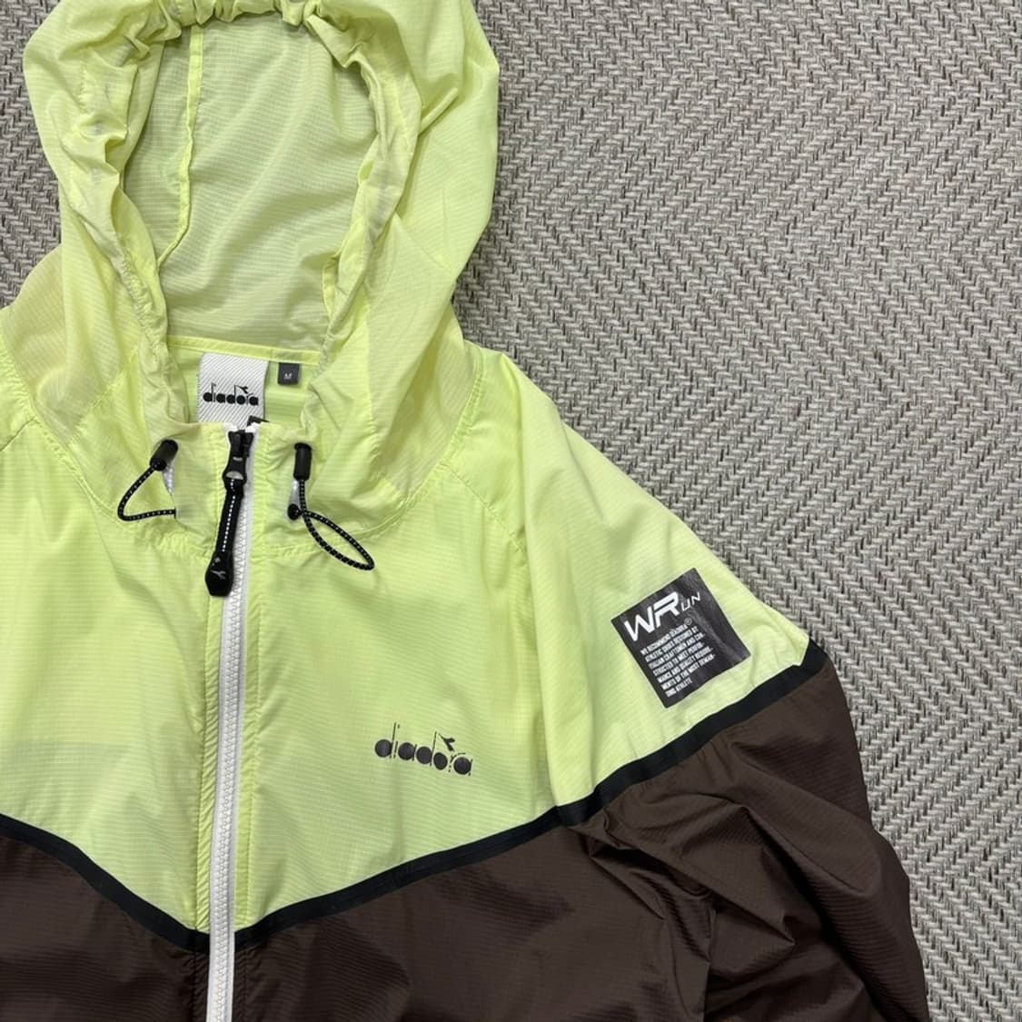 디아도라 배색 바람막이 v0249 상품이미지3