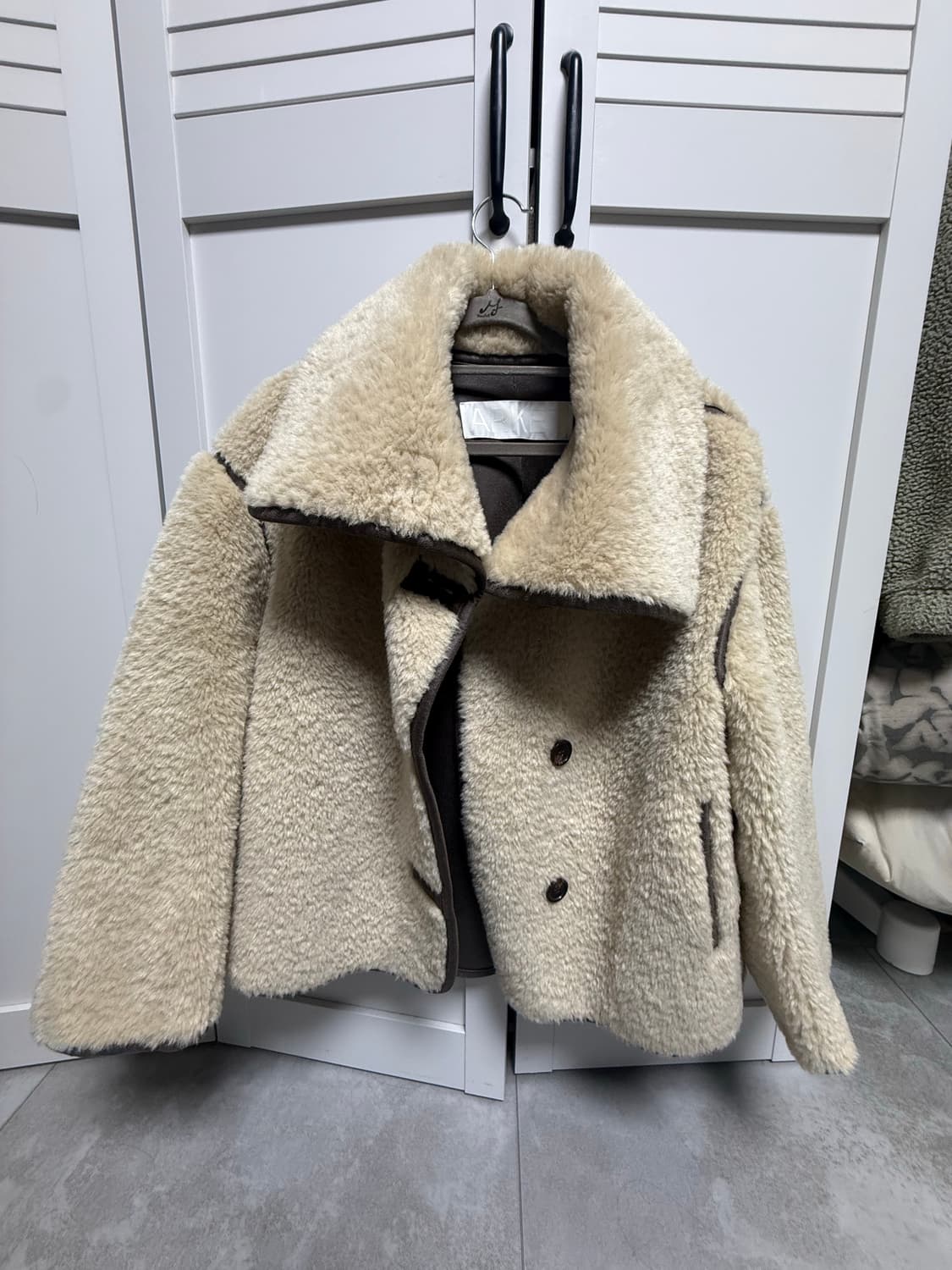 아르켓 숏 파일 자켓 베이지 상품이미지1