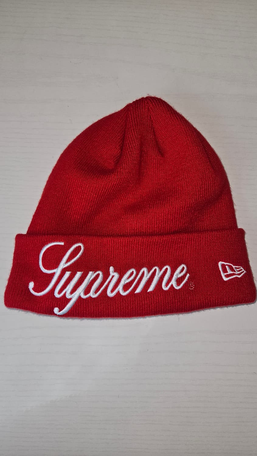 슈프림 24fw 레드비니 상품이미지3