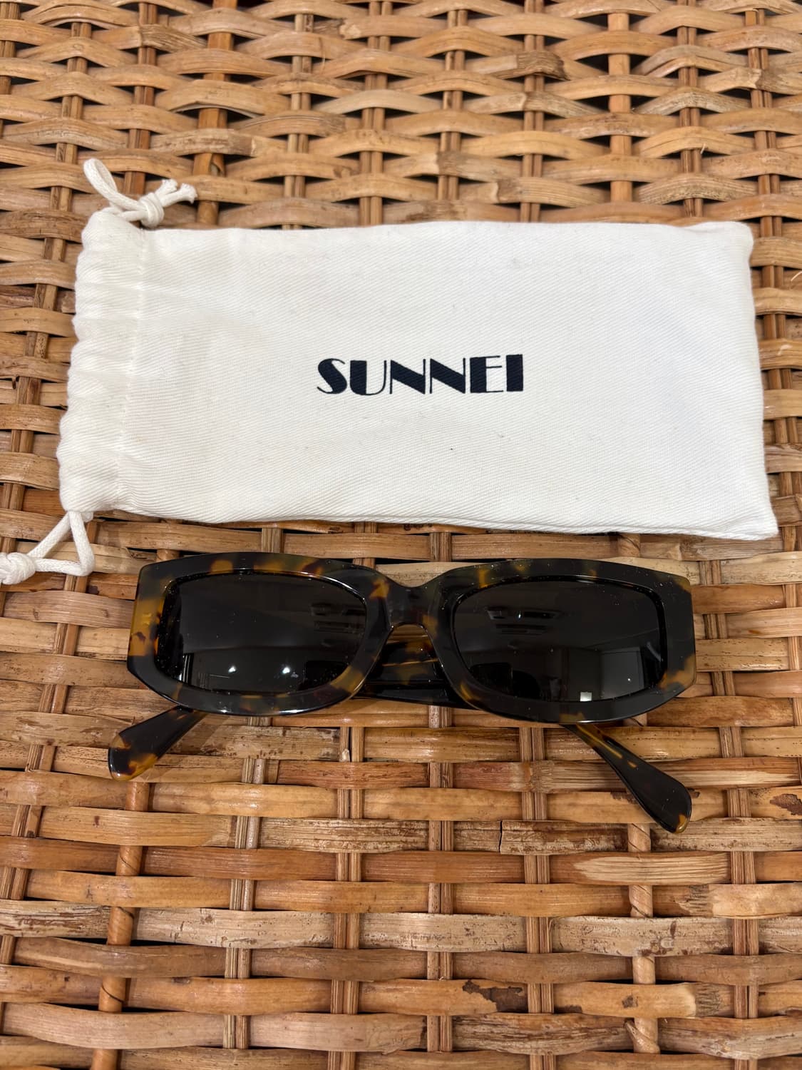 써네이 선글라스 상품이미지1