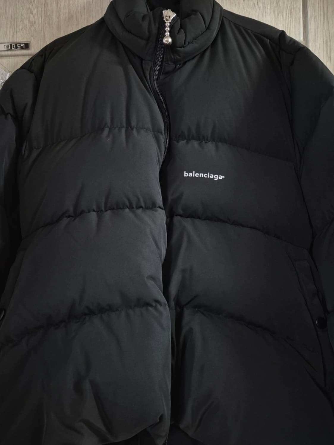 발렌시아가 C컬 패딩 블랙 50 상품이미지1