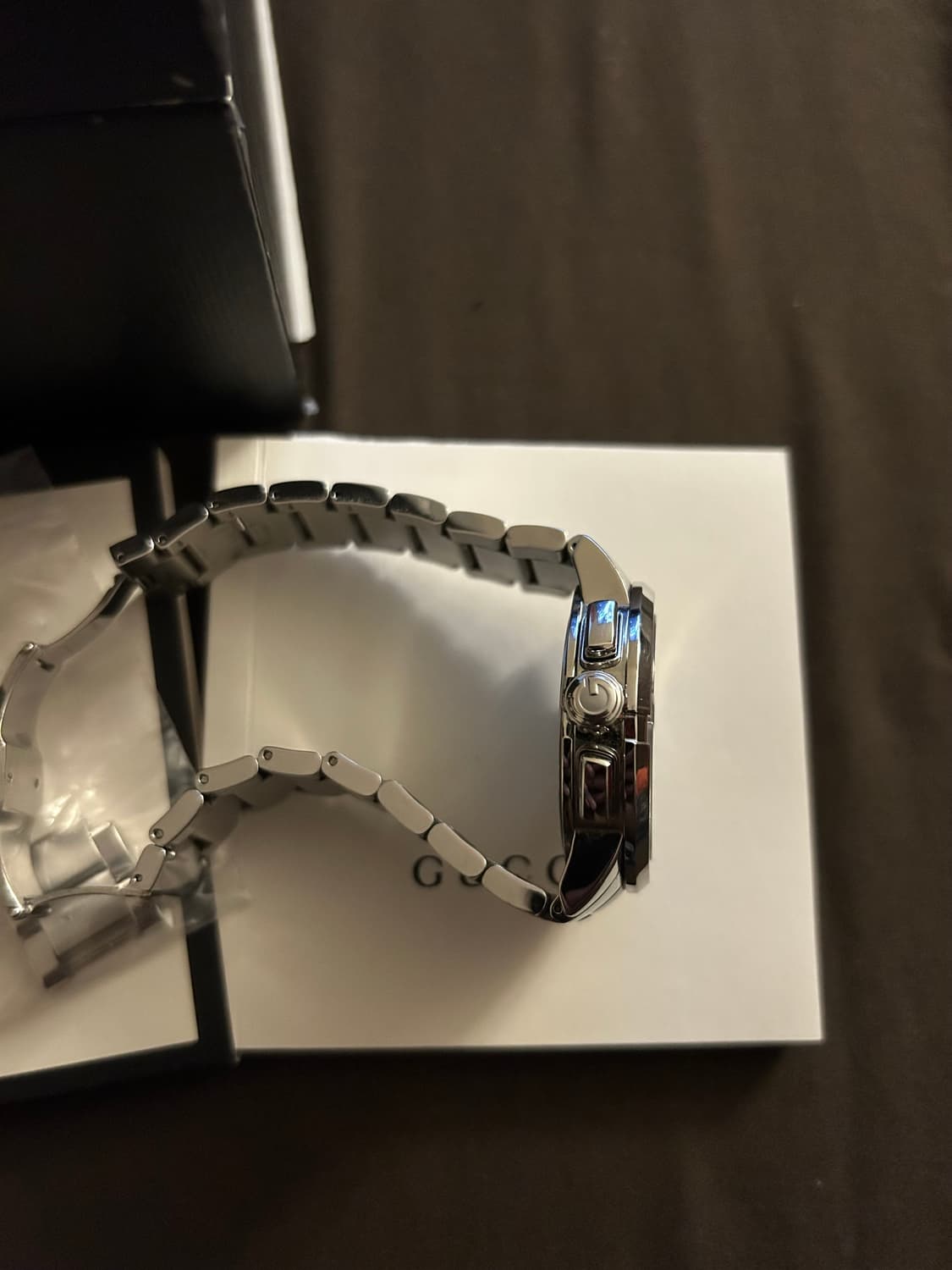 구찌 크로노 메탈 시계 상품이미지5