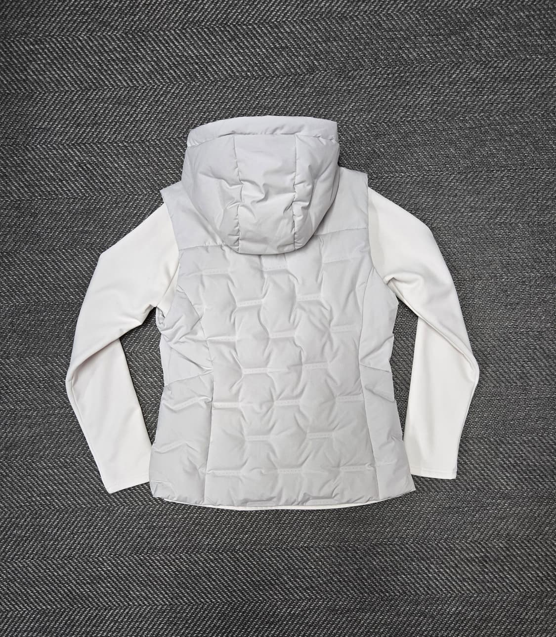 데상트 여성 숏패딩 트레이닝 구스다운패딩 점퍼 상품이미지3