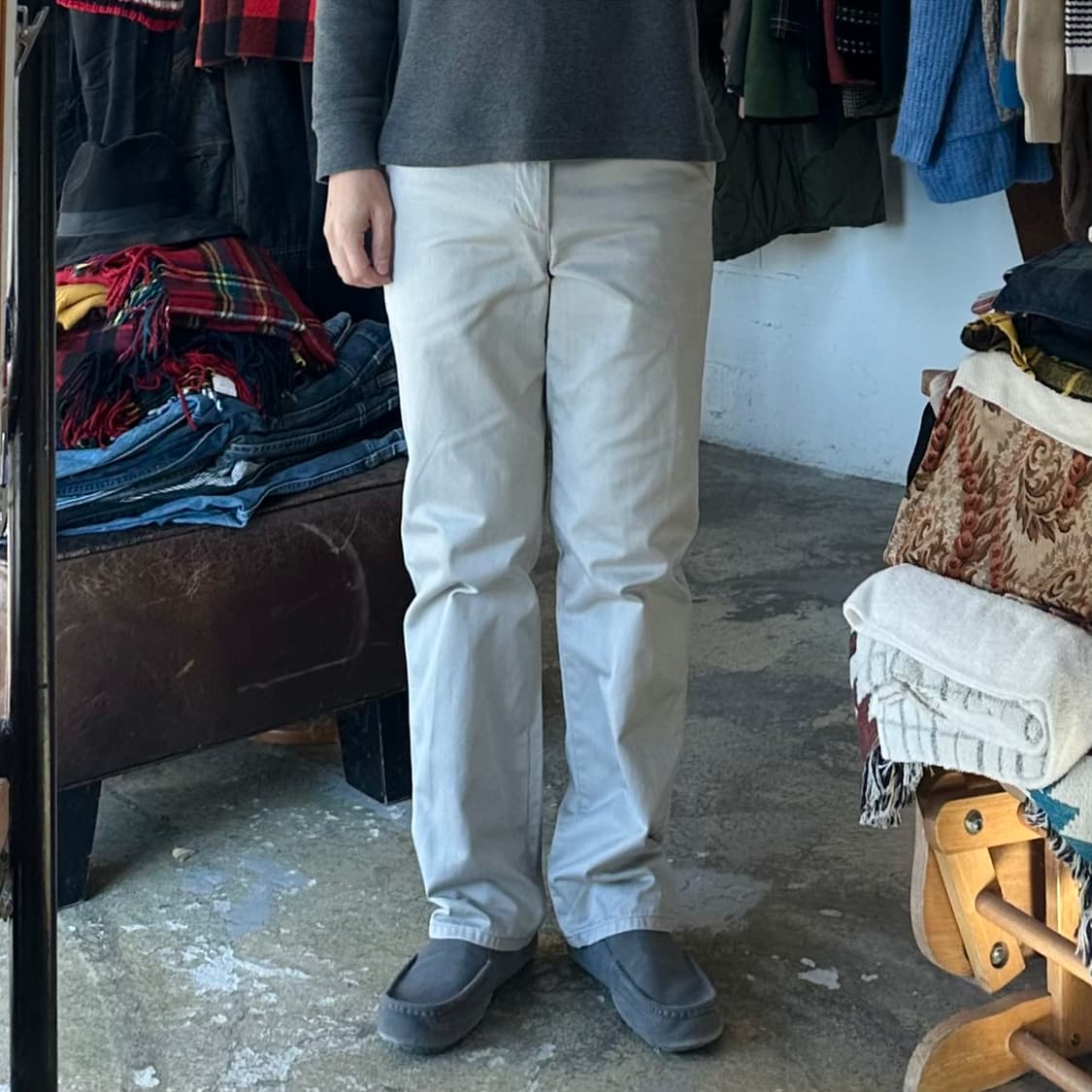 (착용컷) MARGARET HOWELL x EDWIN 치노 팬츠 (31) 상품이미지3