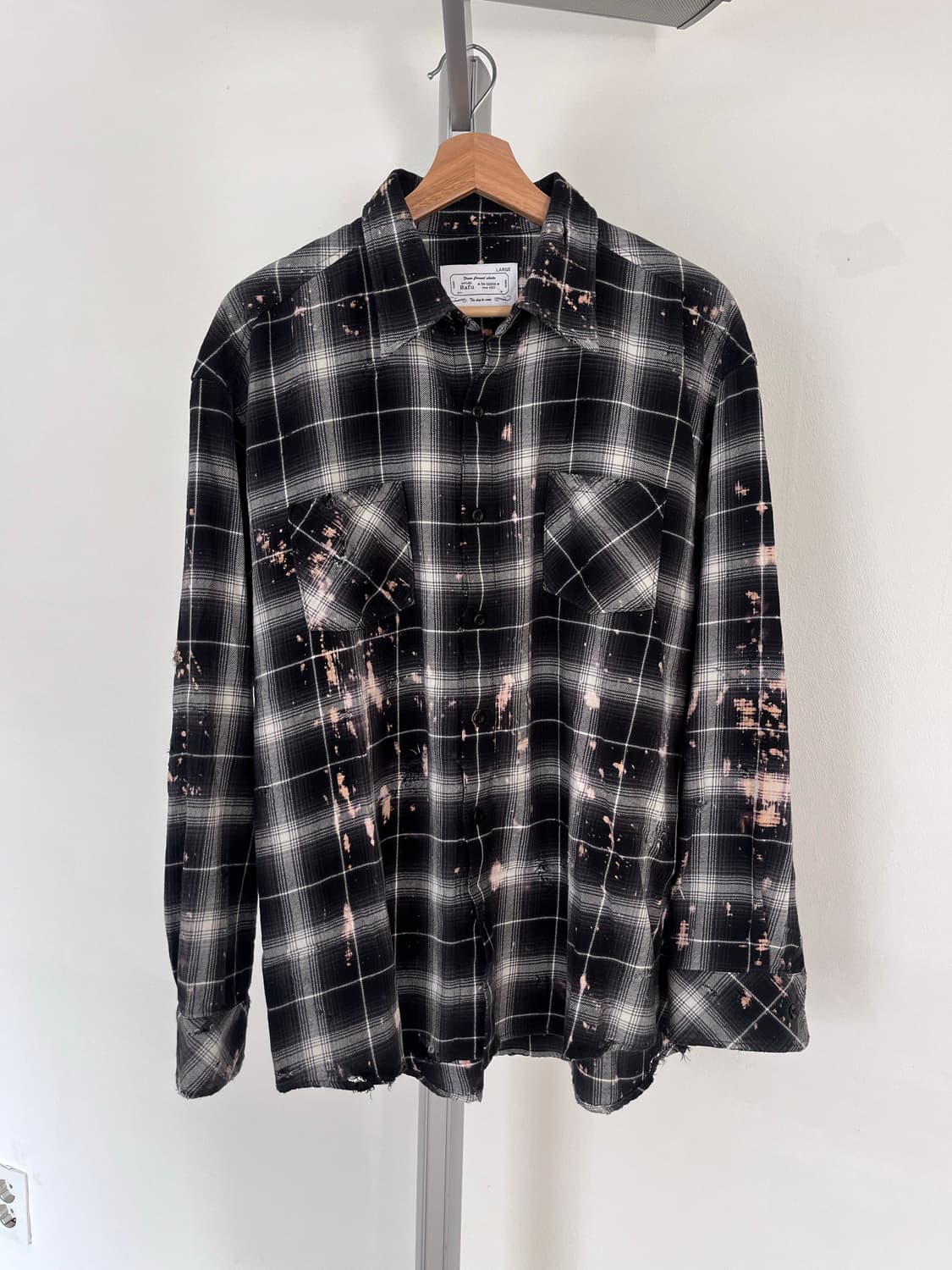 RAFU 24ss Bleached & Damaged shirt 상품이미지1