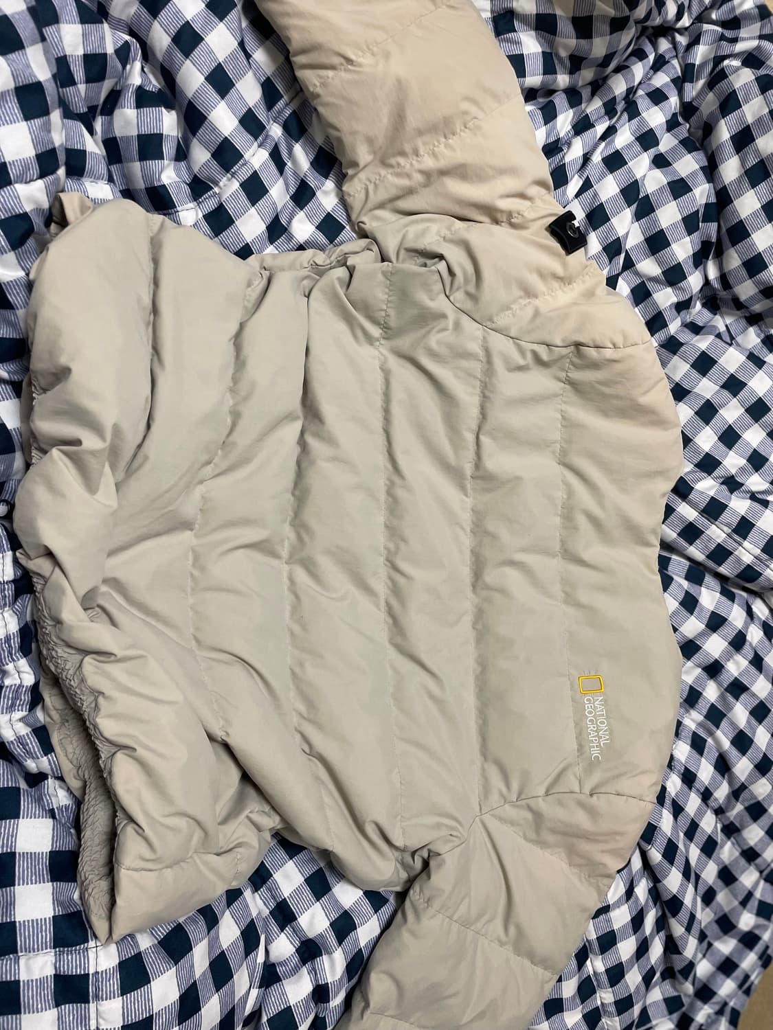 내셔널지오그래픽 경량패딩 팝니다 상품이미지3