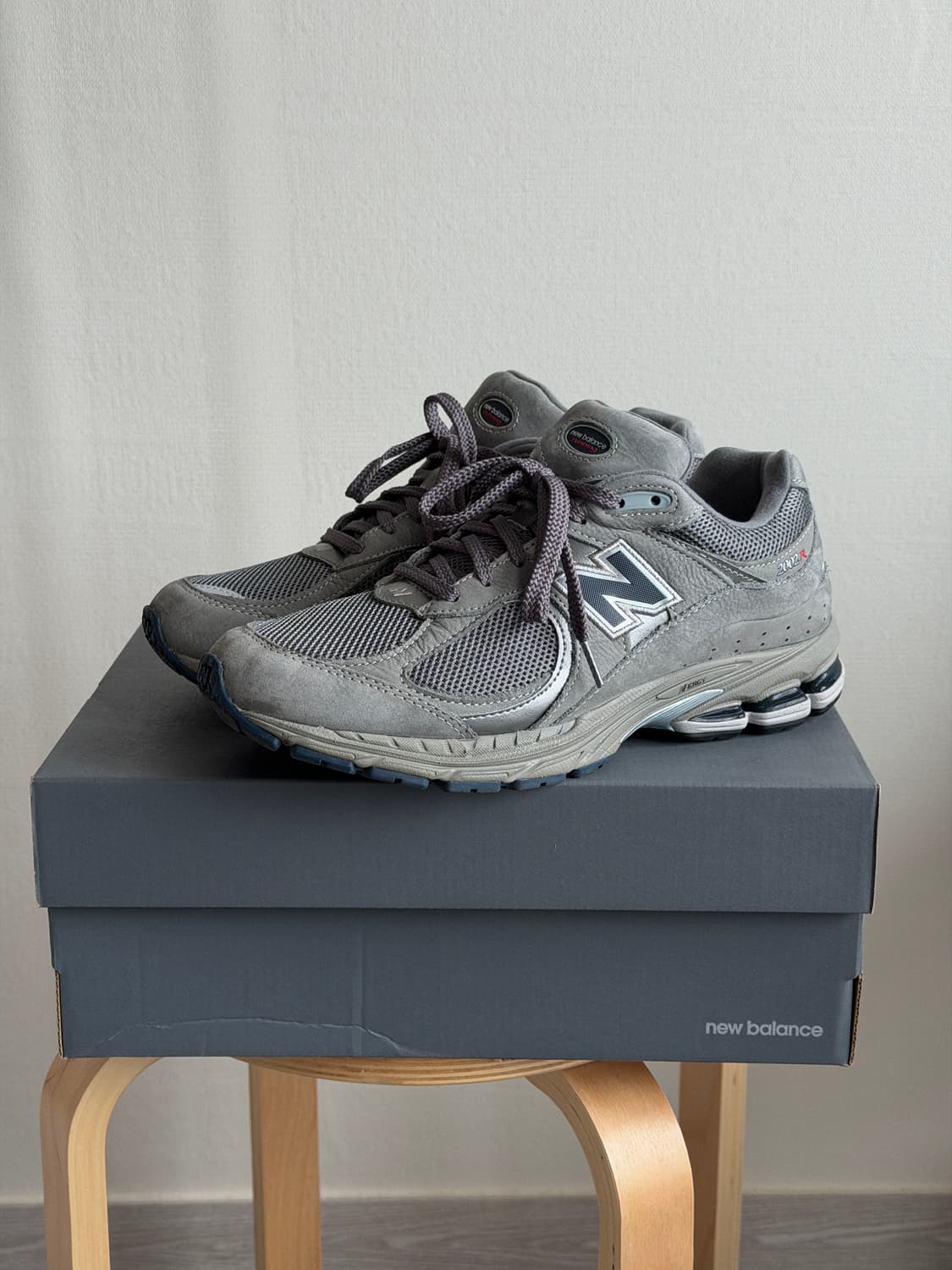 New Balance 2002R Gray 상품이미지1