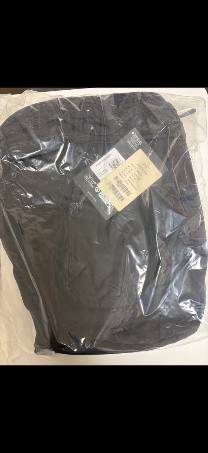 [미개봉 새상품] 아크테릭스 헬리아드 15 백팩 블랙 상품이미지1