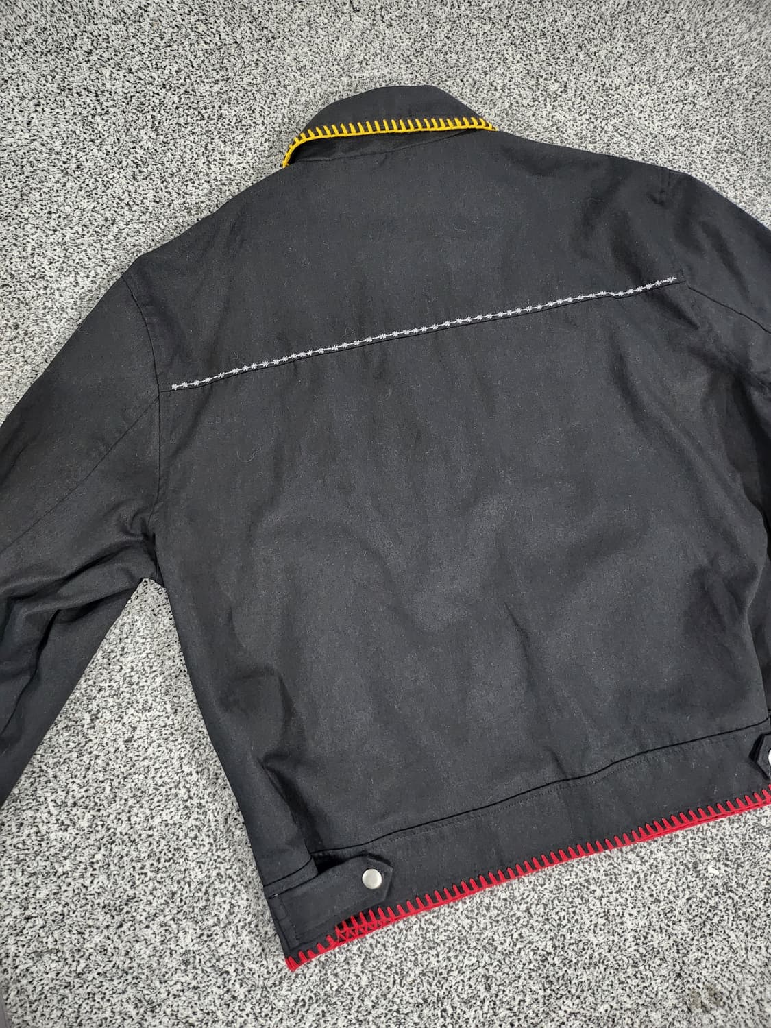 유니크 컬러 스티치 디테일 블랙 집업 자켓 상품이미지6