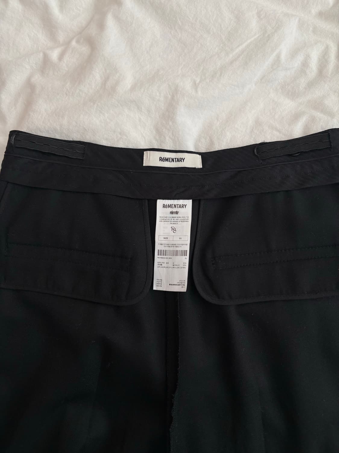 리멘터리 블랙 와이드 핀턱 슬랙스 상품이미지5