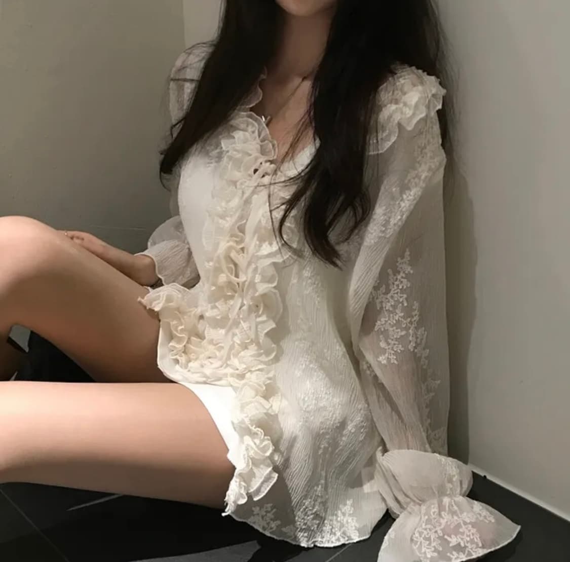 쉬폰 레이스 프릴 블라우스 새상품 상품이미지1