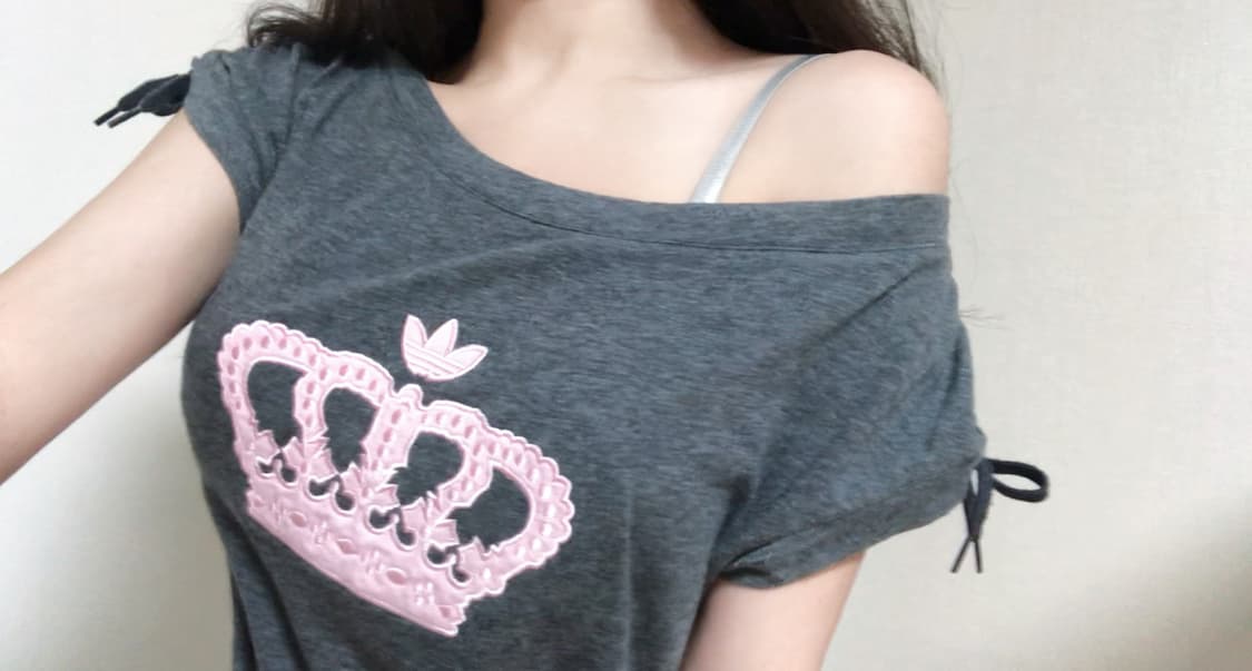 아디다스 미시엘리엇 회핑 그레이 + 연핑크 딸기우유 왕관 셔링 반팔티 상품이미지2