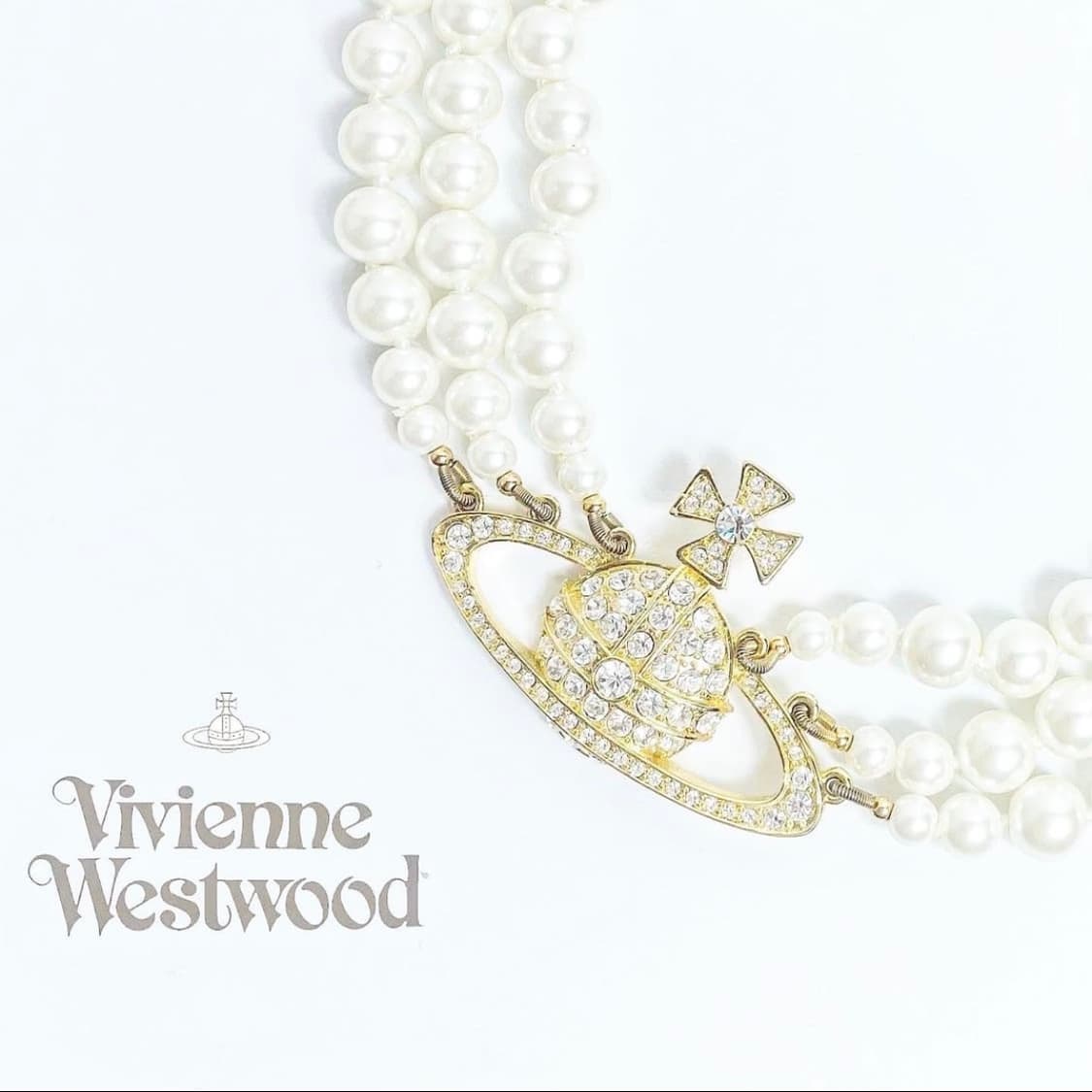 비비안웨스트우드 화이트 크리스탈 골드 orb 트리플 레이어 초커 목걸이 상품이미지1