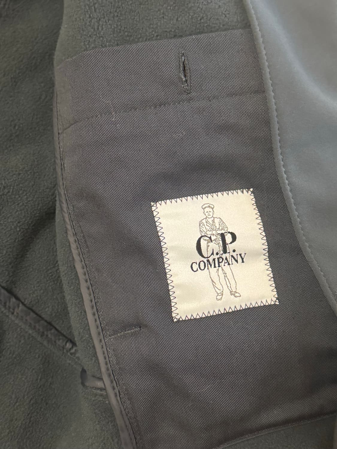 Cp컴퍼니 바람막이 판매 상품이미지4