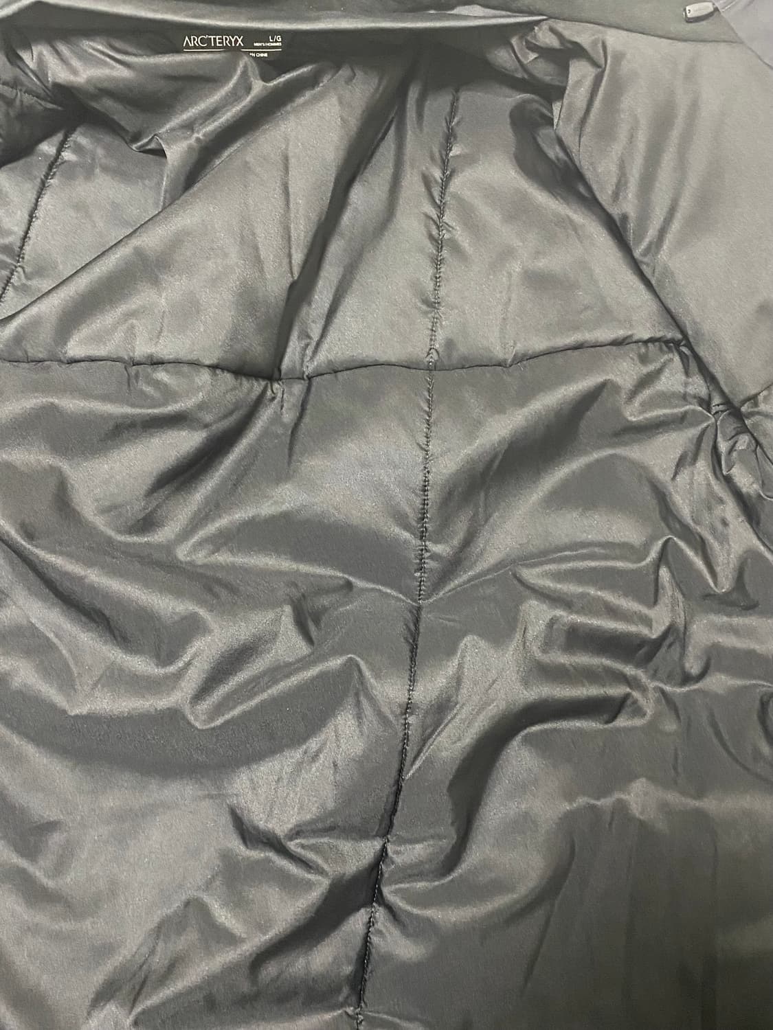 정품 아크테릭스 피션SV 패딩 상품이미지6