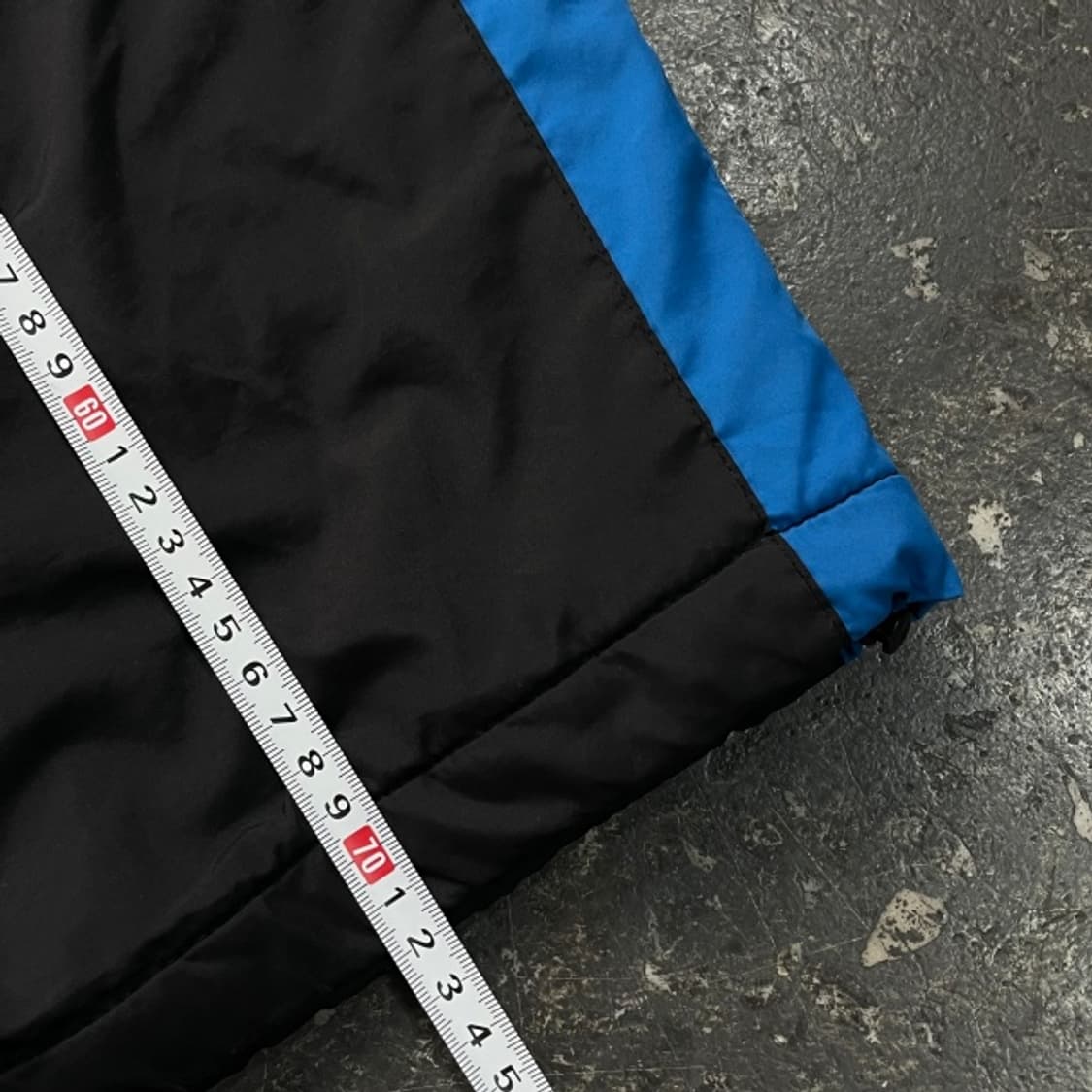 105 엄브로 빅로고 바람막이 상품이미지9