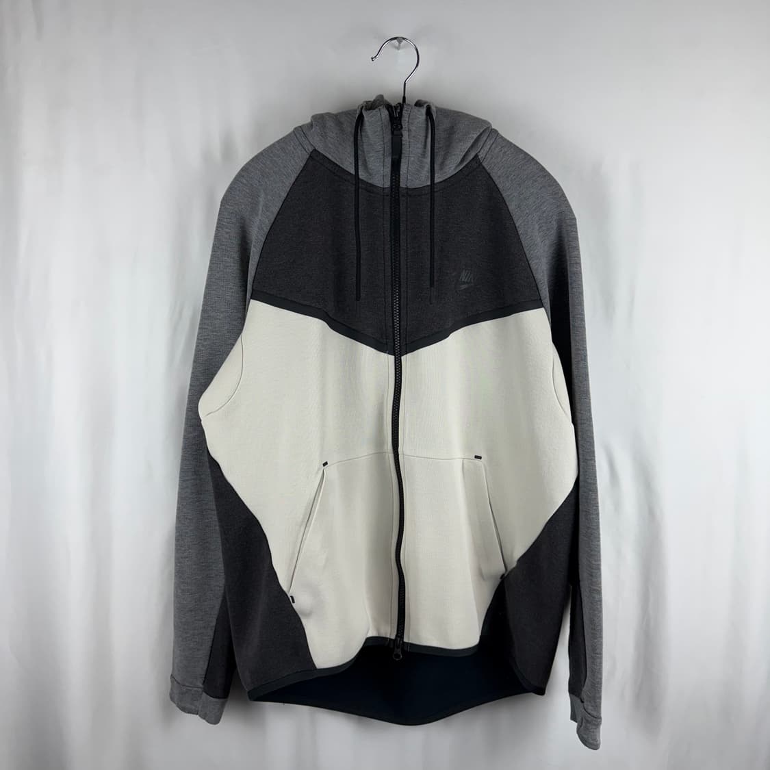 (무료배송)XL) 나이키 테크팩 후드집업 그레이 상품이미지2