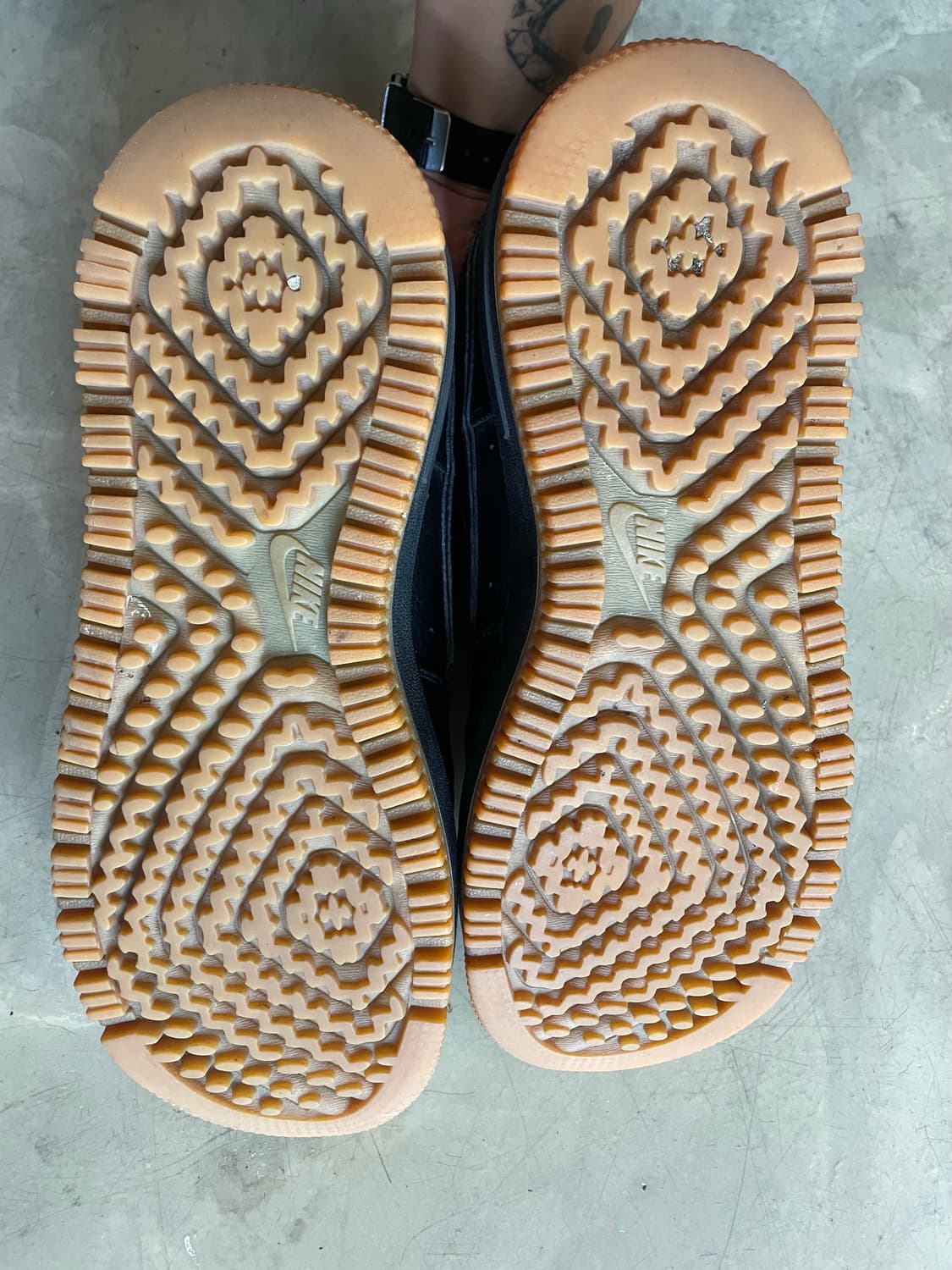 나이키 에어포스1 Luxe Black 럭스 블랙 280 상품이미지6