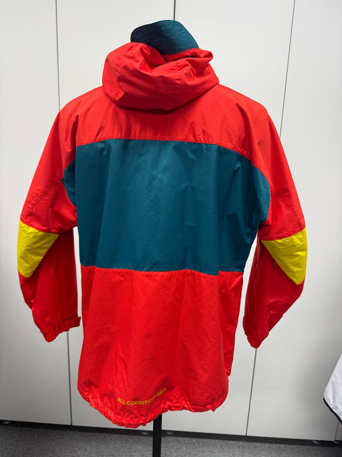 나이키 acg 컬러블럭 바람막이 M 상품이미지4