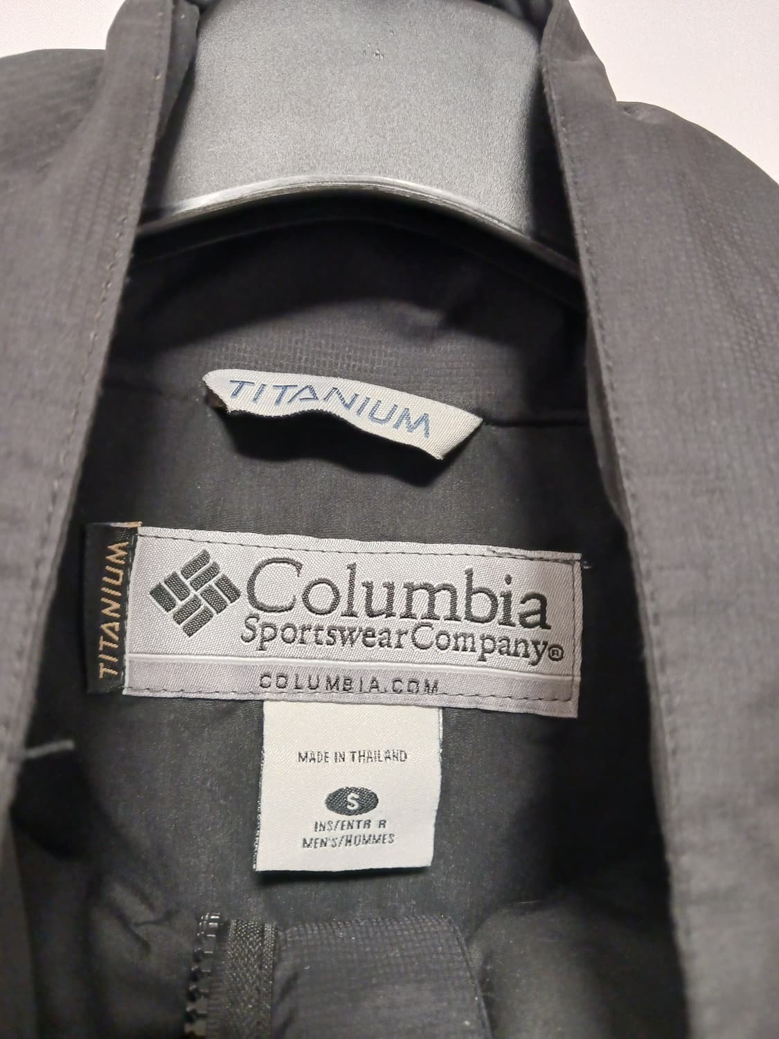 컬럼비아 티타늄 고어텍스 바람막이 상품이미지4