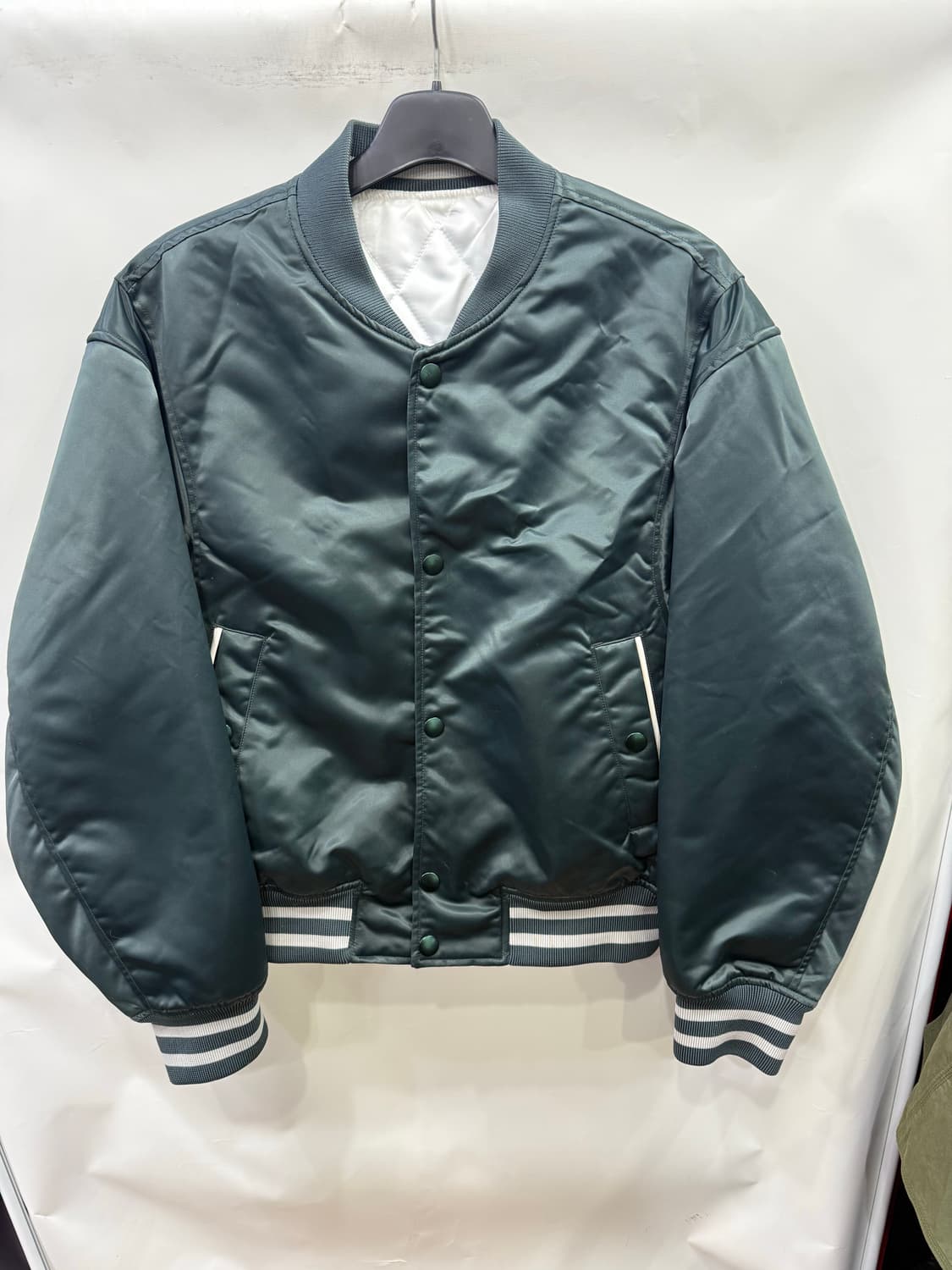 솔리드옴므 백로고 바시티 그린 48사이즈 상품이미지1