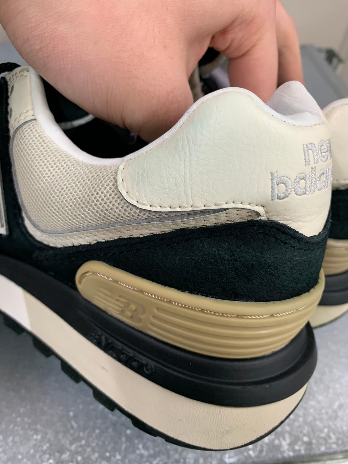 뉴발란스 574 레거시 블랙 앙고라 235 상품이미지7