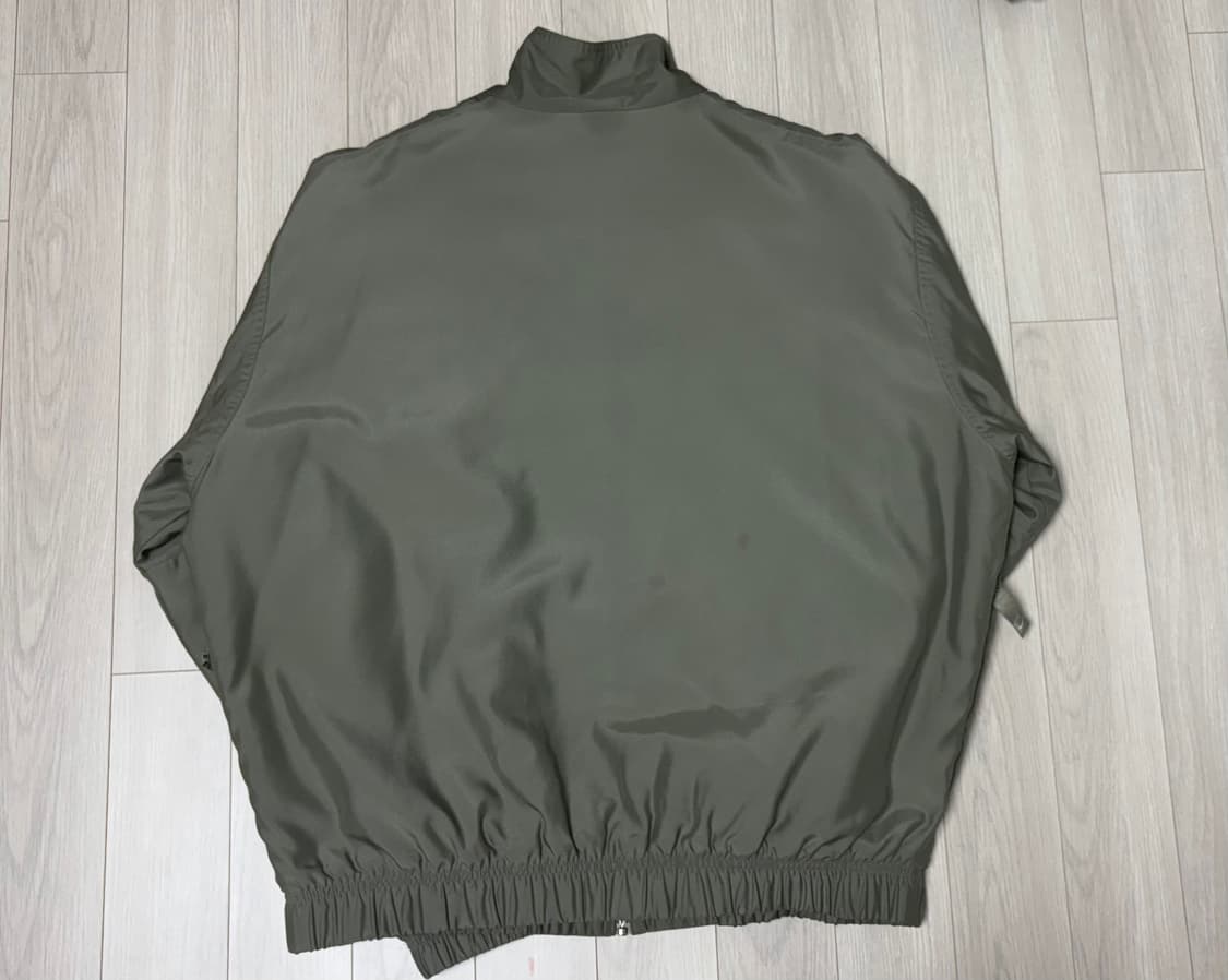 나이키 nrg 솔로 스우시 사틴봄버 라이트아미 US M 상품이미지4