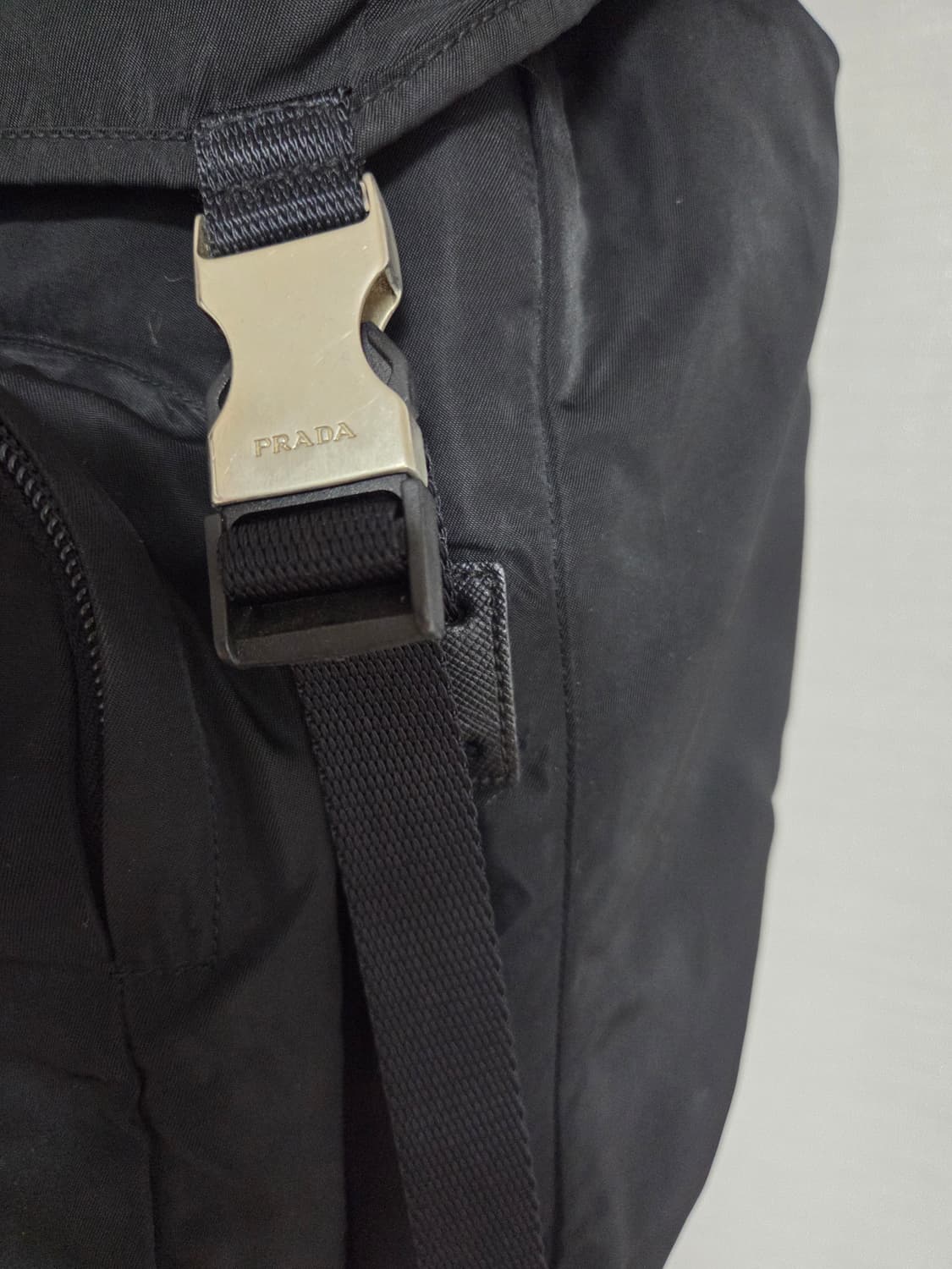 프라다 블랙 백팩 상품이미지3