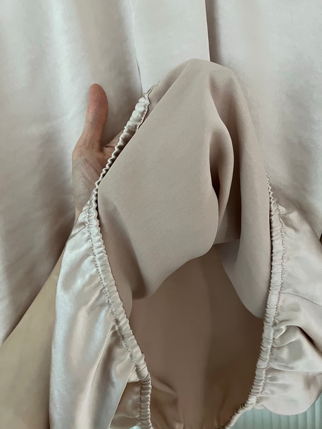 고퀄 - 새틴 블라우스 상품이미지6