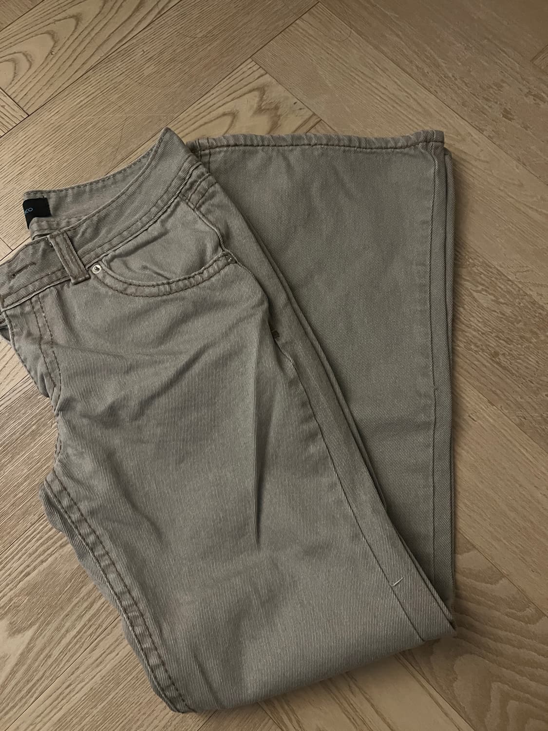 이즈이즈 부츠컷 상품이미지1