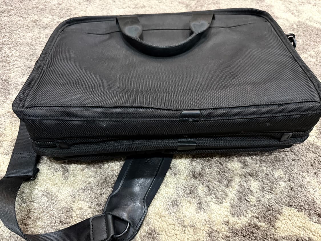 투미 노트북 크로스백 알파 브라보 라인 상품이미지4