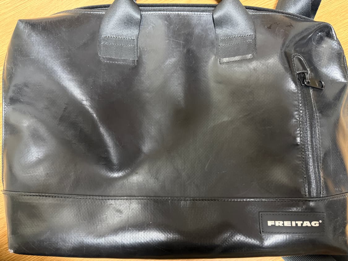 프라이탁 모스 올블랙 판매합니다 상품이미지5