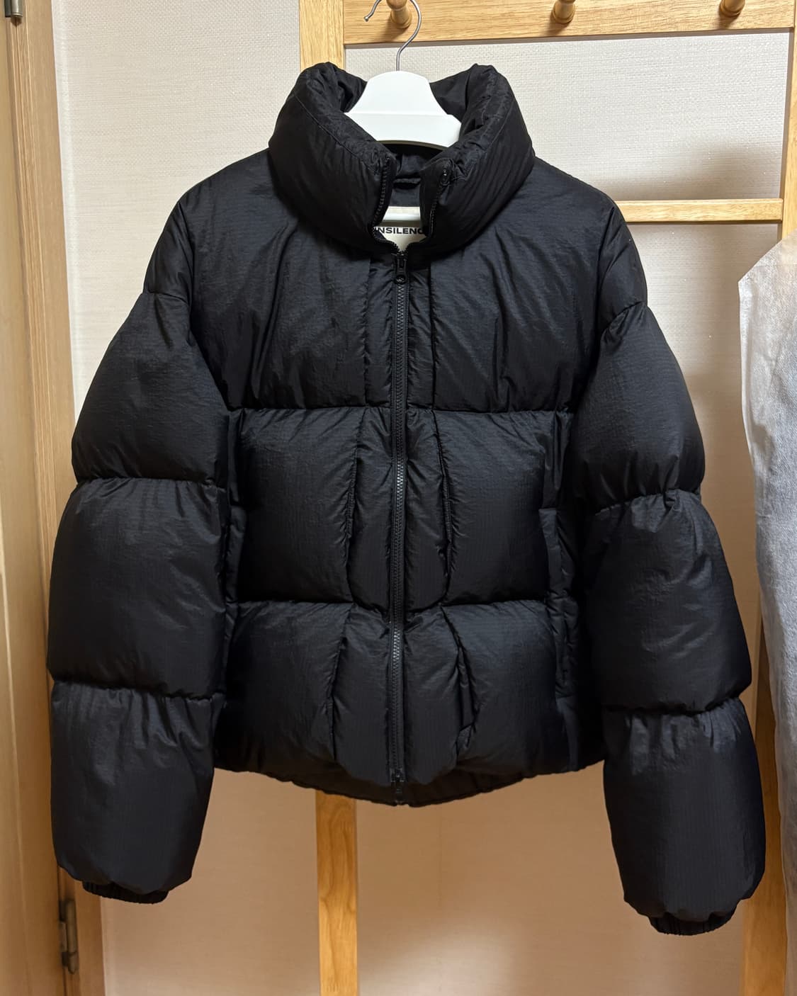 [M] 인사일런스 드로스트링 립스탑 구스 다운 자켓 상품이미지4