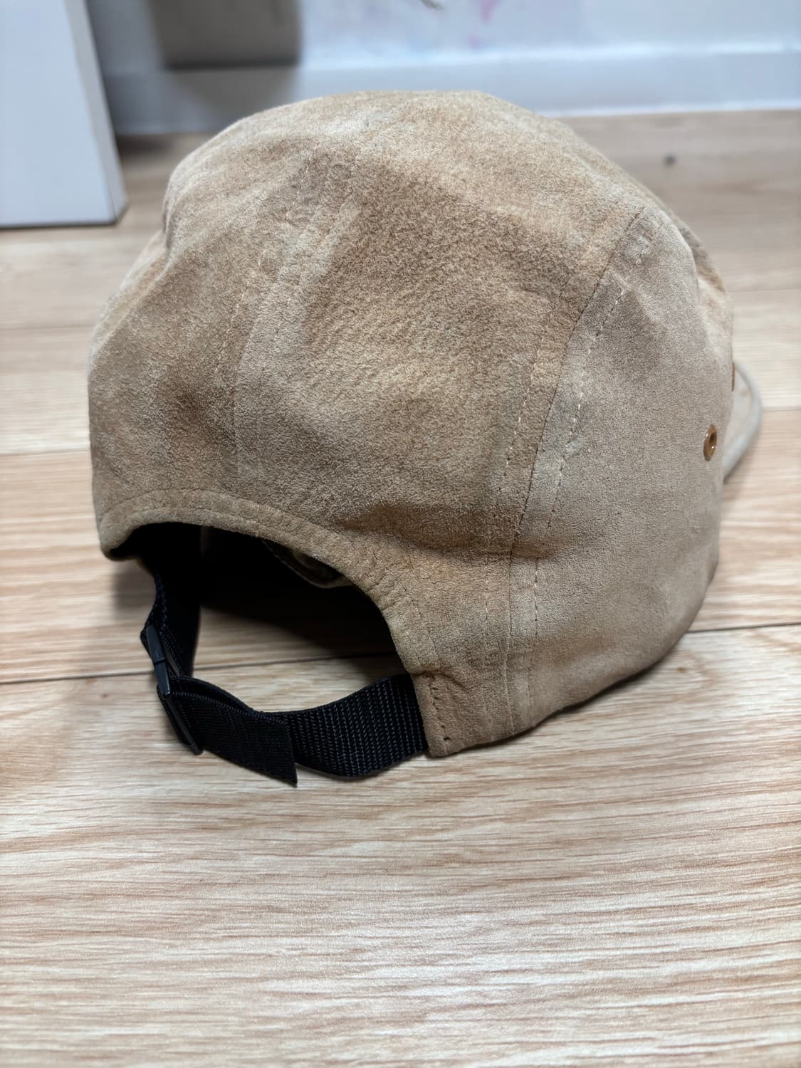 [OS] 슈프림 박스로고 스웨이드 캠프캡 카멜 상품이미지3