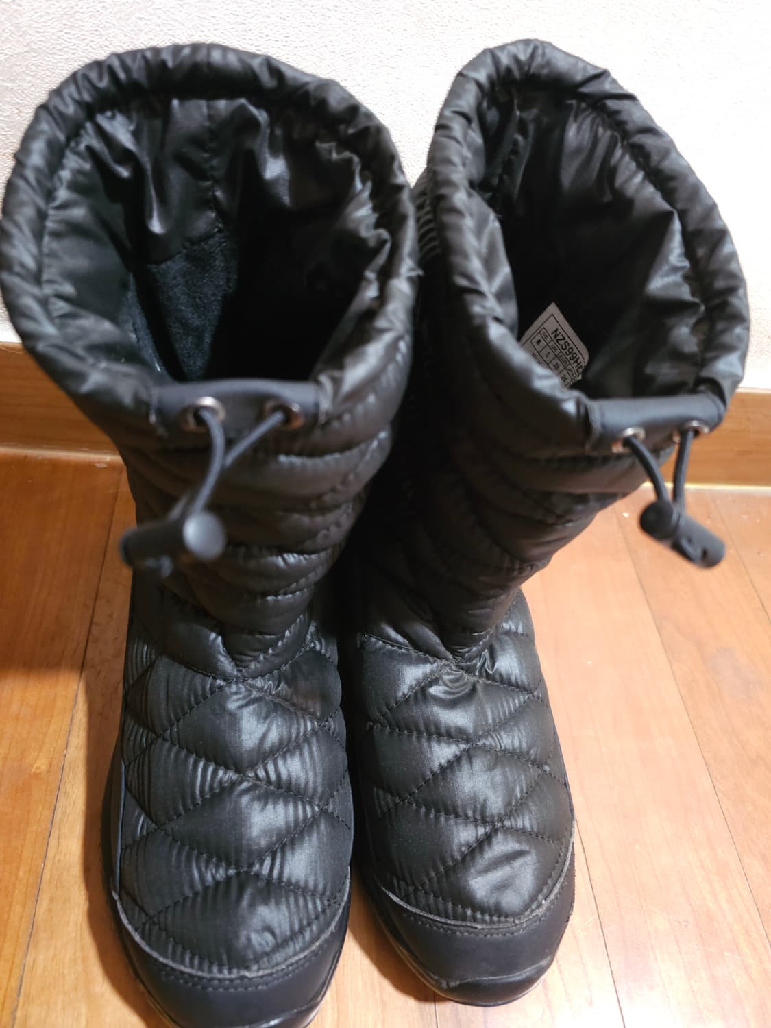 노스페이스 브이엑스 방한부츠 NZS99H68 상품이미지3