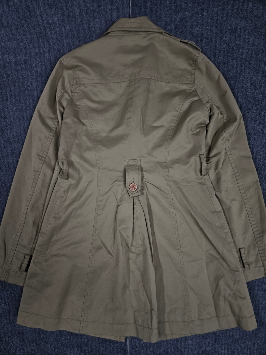 켈빈클라인 베이지 트렌치 코트(급처) 상품이미지4