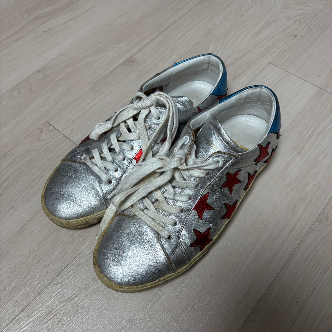 에디슬리먼 생로랑 15SS 실버 스타 스니커즈 40사이즈 상품이미지1