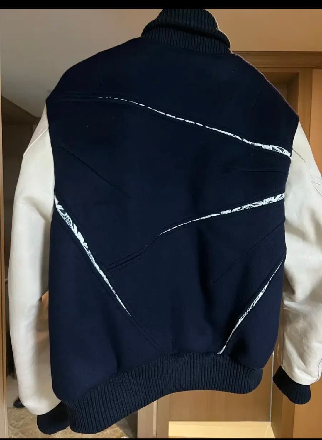 엑슬림 ep6 바시티 네이비 색상 S사이즈 XS사이즈 교환하실분.. 상품이미지1