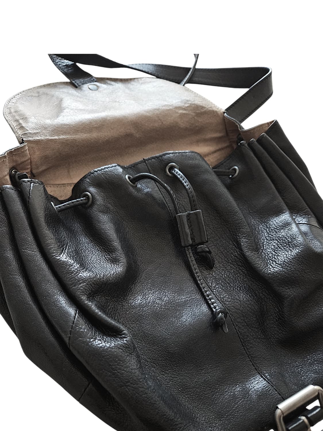 드리스 반노튼 소가죽 숄더백 상품이미지7