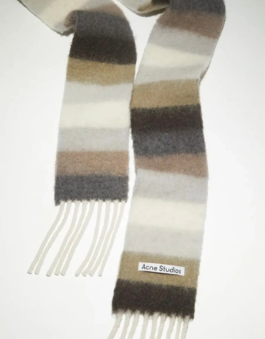 아크네 스튜디오 알파카 울 머플러 상품이미지5