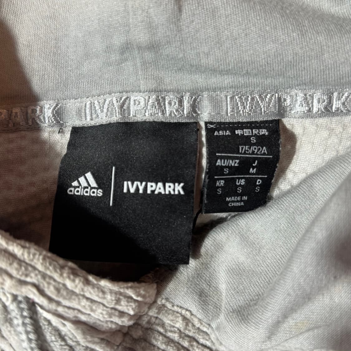 아디다스 아이비파크 코듀로이 후드티 상품이미지5