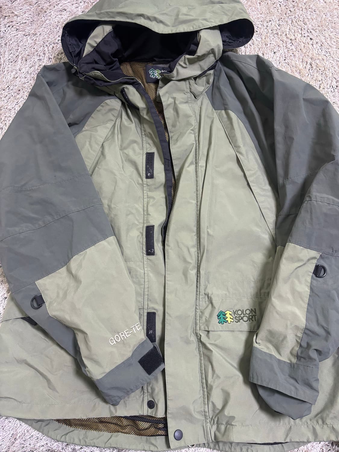 코오롱 고어텍스 카키 자켓 사이즈 105-110 상품이미지1