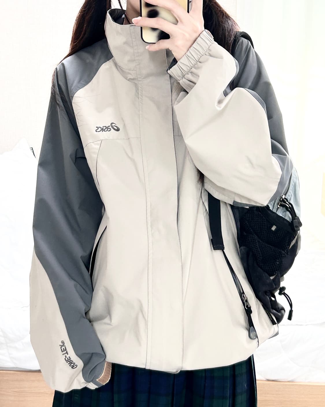 아식스 00‘s 고어텍스 베이지 배색 바람막이 상품이미지2