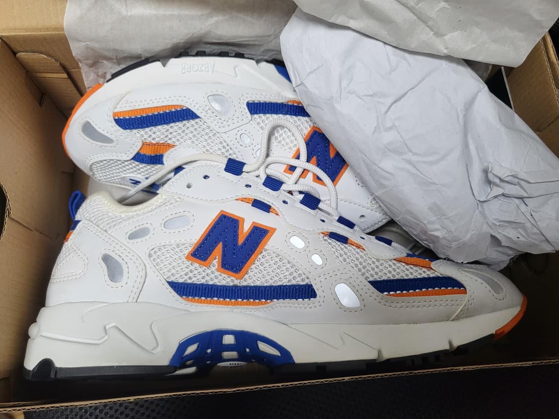 뉴발란스 827 블루 오렌지  상품이미지1